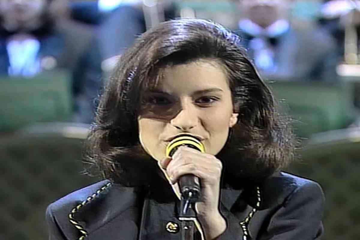 laura pausini nel 1993 a sanremo