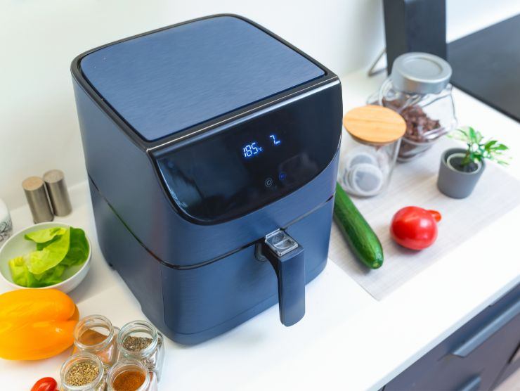 friggitrice ad aria in cucina