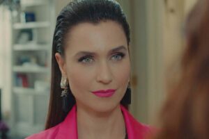 L'attrice Nesrin Cavadzade