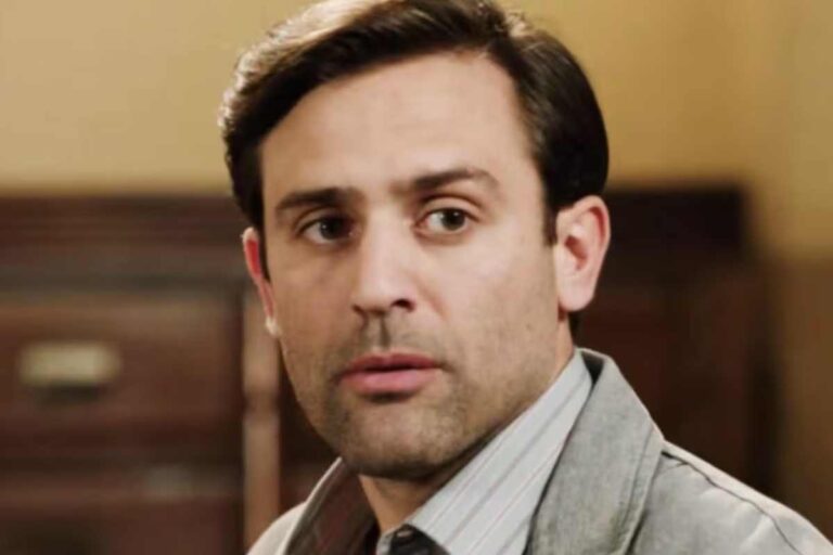 Enrico Il Paradiso delle Signore in una scena della soap opera