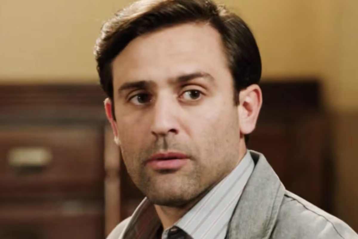 Enrico Il Paradiso delle Signore in una scena della soap opera