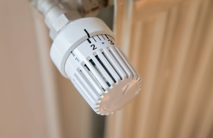 valvola termostatica di in termosifone