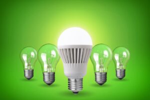 lampadine classiche e lampadina a led