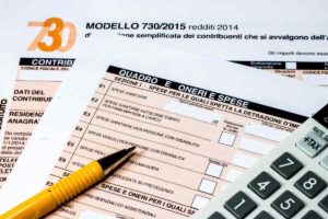730 con penna e calcolatrice